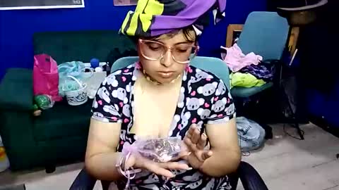 luisa_bunny online show from January 8, 1:42 am