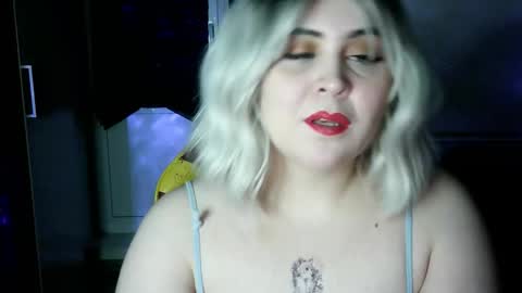 lulovia online show from March 3, 9:32 pm