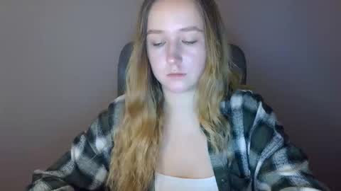 Lulu Baby18 online show from January 9, 7:07 pm