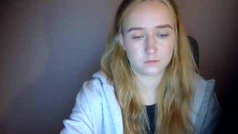 Lulu Baby18 online show from February 23, 7:46 pm