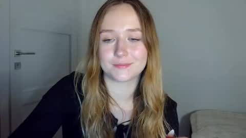 Lulu Baby18 online show from February 14, 9:17 pm