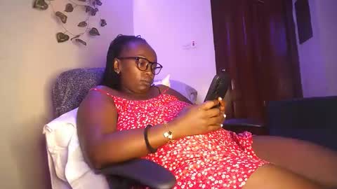 lulu_sparks1 online show from December 2, 9:55 am