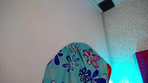 Luly online show from April 15, 4:13 am