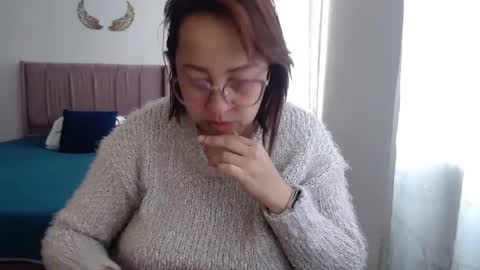 LUMI     online show from January 11, 1:22 pm