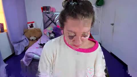 luna_analya online show from April 6, 4:19 pm