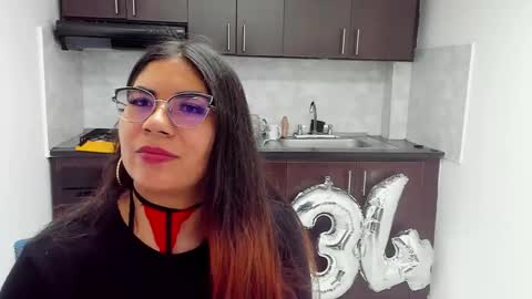 Snapshot of luna_dumont chatting on January 28, 11:17 am luna online show from January 28, 11:17 am