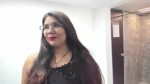 Snapshot of luna_dumont chatting on October 19, 11:34 am luna online show from October 19, 11:34 am
