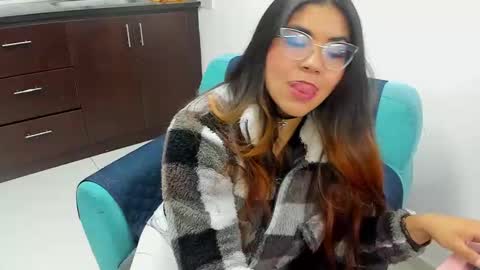 Snapshot of luna_dumont chatting on February 6, 11:20 am luna online show from February 6, 11:20 am