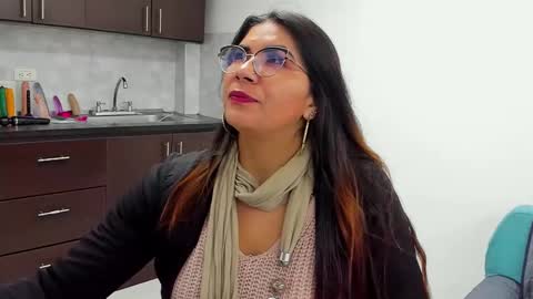 Snapshot of luna_dumont chatting on January 23, 11:26 am luna online show from January 23, 11:26 am