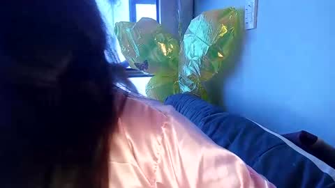 Snapshot of luna_dumont chatting on September 11, 2:50 pm luna online show from September 11, 2:50 pm