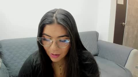 luna  online show from November 20, 11:11 am