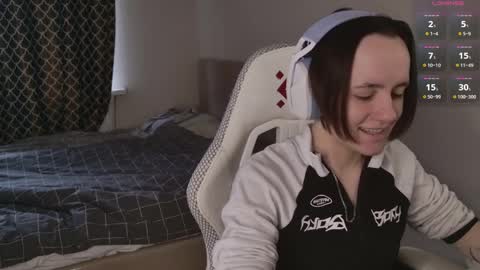 luna_loveeee online show from April 9, 4:59 am