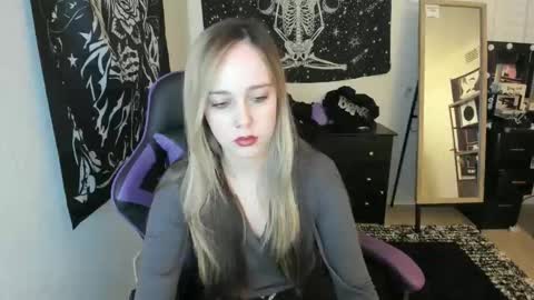 Luna online show from December 14, 12:49 am