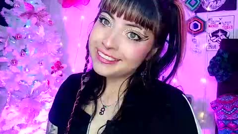 Snapshot of luna_ray420 chatting on December 24, 12:22 am MISS LUNA online show from December 24, 12:22 am