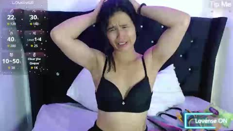 luna_starr69 online show from November 4, 12:54 pm