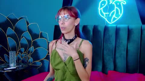 Luna online show from November 20, 7:37 pm