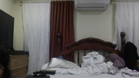 karazorel online show from February 18, 5:09 am