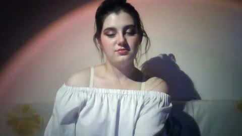 lunamoody online show from September 27, 2:46 pm