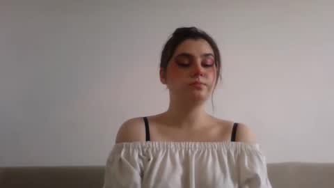 lunamoody online show from October 3, 10:09 am