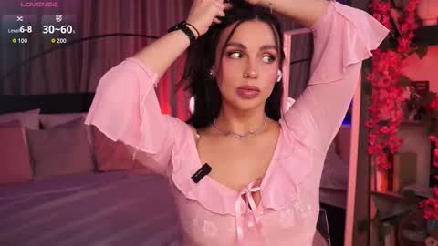 Luna  next streams Mon Tue Fri Sat Sun 8pm-5am gmt0 online show from October 25, 9:21 pm