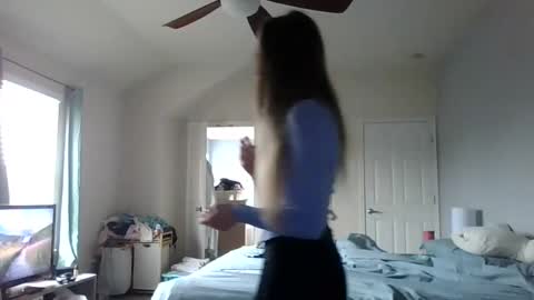 lunapixie2020 online show from February 22, 5:53 pm