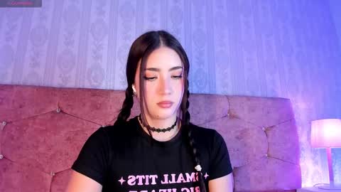 Luna  online show from November 11, 8:06 pm