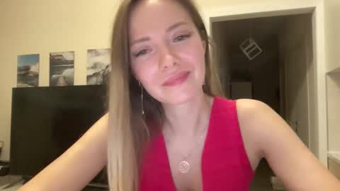 lusiluv online show from October 2, 9:53 pm