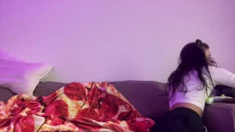 Snapshot of luvkoko chatting on October 5, 7:24 am luvkoko online show from October 5, 7:24 am