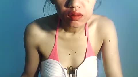 Bee Bee online show from October 9, 2:05 am