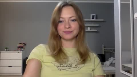 Millie online show from October 20, 8:56 pm