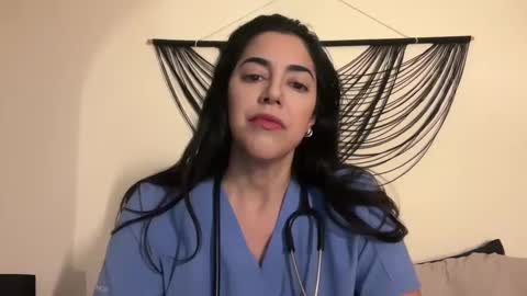 luxcher22 online show from January 10, 5:26 am