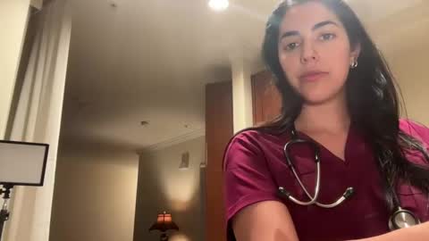 luxcher22 online show from January 9, 3:26 am