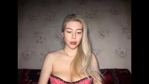 LuxSonyaStar online show from May 16, 7:57 pm