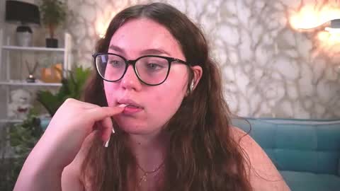 luxsopphia_ online show from November 25, 8:53 pm