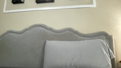 Olivia online show from February 1, 7:23 pm