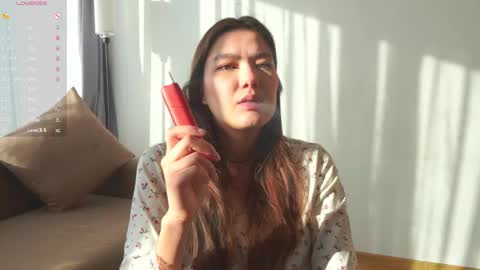 hi im Lyle online show from March 10, 4:27 am