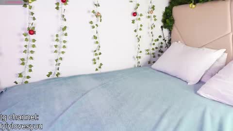 Lyly   online show from December 22, 5:43 am