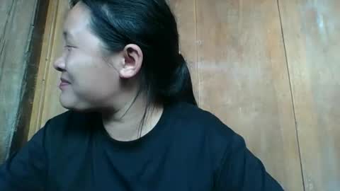 lylymai online show from September 18, 9:41 am