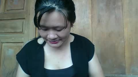 lylymai online show from October 28, 7:36 am