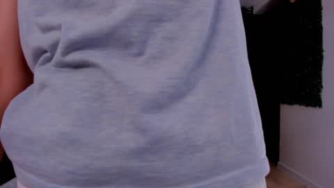 Sara online show from February 13, 4:17 pm