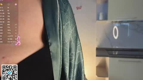 Zara online show from May 30, 6:55 am