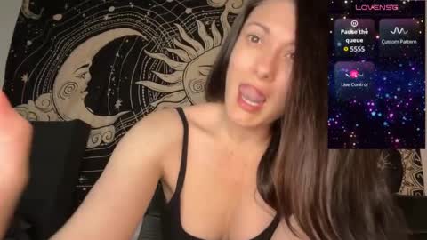 M0lly online show from April 16, 5:12 pm