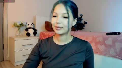 Melissa online show from June 25, 8:08 am