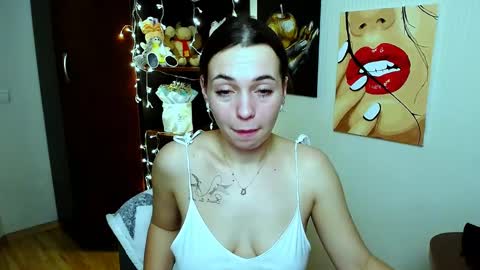 Vikki online show from January 18, 6:32 pm