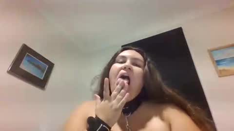 macca_105 online show from February 27, 12:43 am