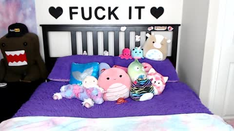 Mackenzie Wolfe online show from February 4, 8:13 am