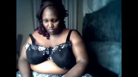 madame_pleasure40 online show from May 9, 2:02 am