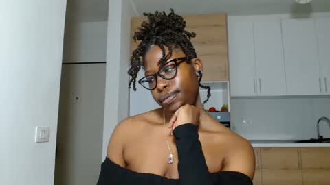 YourMadamIndigo online show from January 9, 1:59 pm