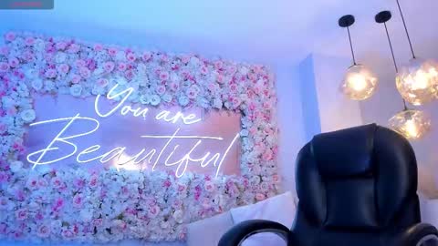 Maddison online show from January 7, 3:54 am