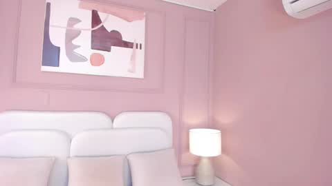 Maddy  online show from January 17, 11:27 am